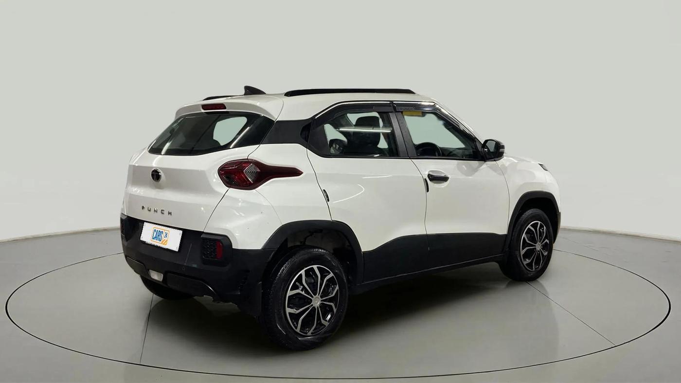 2024 Tata PUNCH CREATIVE  MT, Petrol, Manual, 14,048 km, Right Back Diagonal