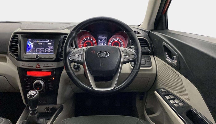 2019 Mahindra XUV300 W8 1.2 PETROL, Petrol, Manual, 75,152 km, Steering Wheel Close Up