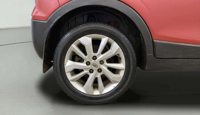 2019 Mahindra XUV300 W8 1.2 PETROL, Petrol, Manual, 75,152 km, Right Rear Wheel