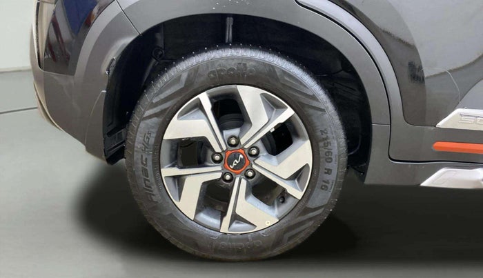 2022 KIA SONET HTX ANNIVERSARY EDITION 1.0 IMT, Petrol, Manual, 22,580 km, Right Rear Wheel