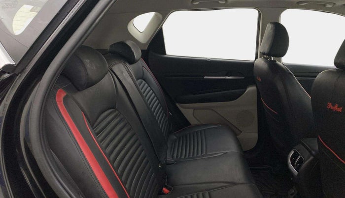 2022 KIA SONET HTX ANNIVERSARY EDITION 1.0 IMT, Petrol, Manual, 22,580 km, Right Side Rear Door Cabin