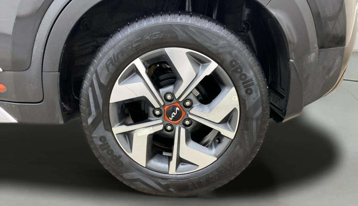 2022 KIA SONET HTX ANNIVERSARY EDITION 1.0 IMT, Petrol, Manual, 22,580 km, Left Rear Wheel