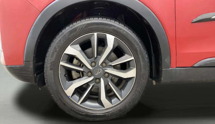 2021 Mahindra XUV300 W8 (O) 1.2 PETROL, Petrol, Manual, 16,470 km, Left Front Wheel