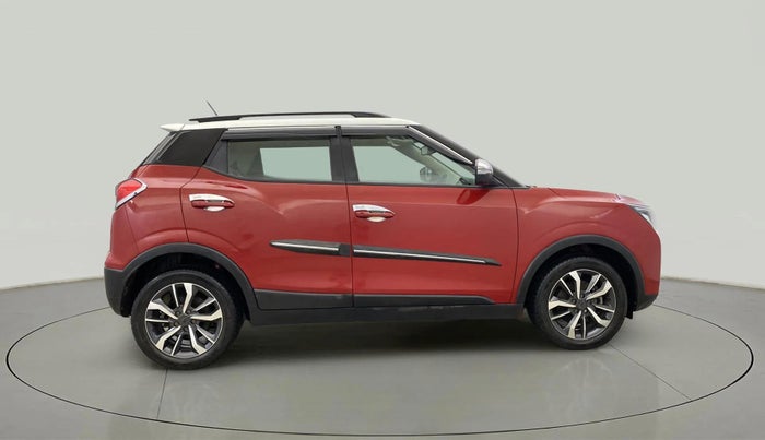 2021 Mahindra XUV300 W8 (O) 1.2 PETROL, Petrol, Manual, 16,470 km, Right Side View