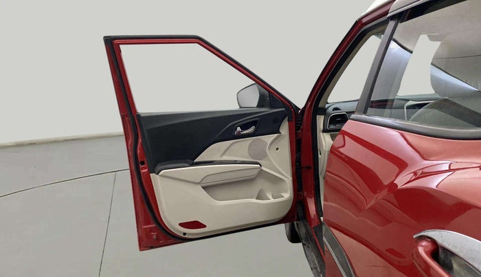 2021 Mahindra XUV300 W8 (O) 1.2 PETROL, Petrol, Manual, 16,470 km, LHS Front Door