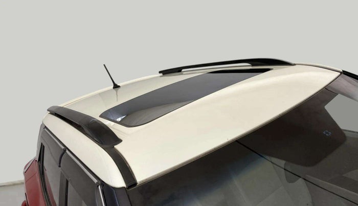 2021 Mahindra XUV300 W8 (O) 1.2 PETROL, Petrol, Manual, 16,470 km, Roof