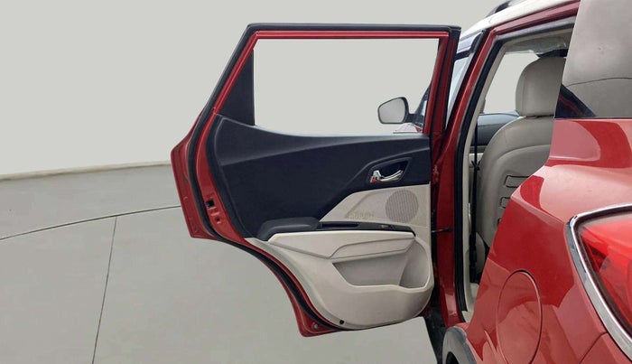 2021 Mahindra XUV300 W8 (O) 1.2 PETROL, Petrol, Manual, 16,470 km, LHS Rear Door