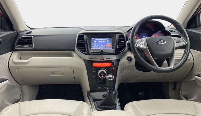 2021 Mahindra XUV300 W8 (O) 1.2 PETROL, Petrol, Manual, 16,470 km, Dashboard