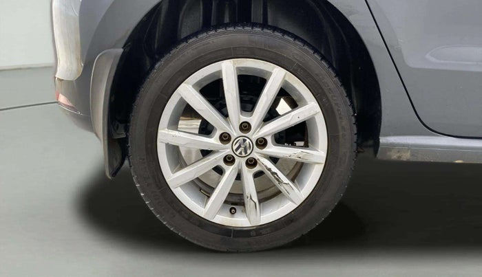 2017 Volkswagen Polo HIGHLINE1.2L, Petrol, Manual, 76,402 km, Right Rear Wheel
