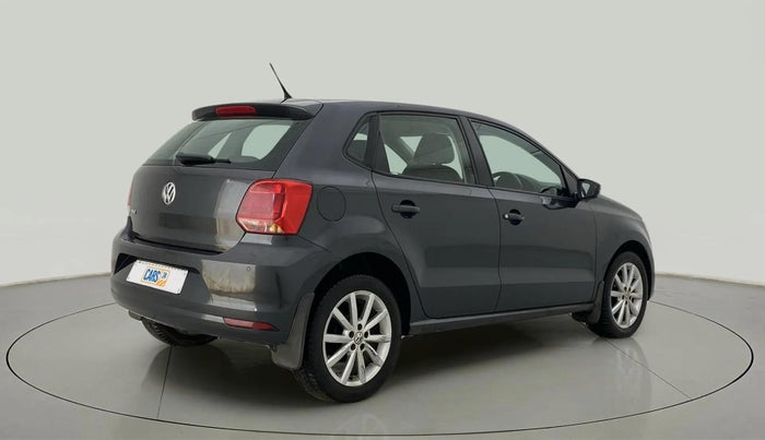 2017 Volkswagen Polo HIGHLINE1.2L, Petrol, Manual, 76,402 km, Right Back Diagonal