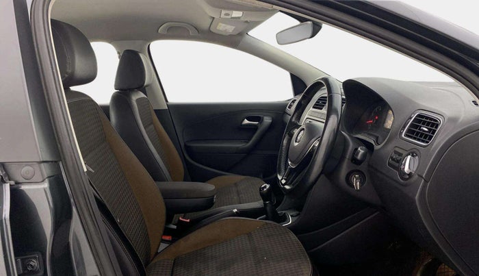 2017 Volkswagen Polo HIGHLINE1.2L, Petrol, Manual, 76,402 km, Right Side Front Door Cabin