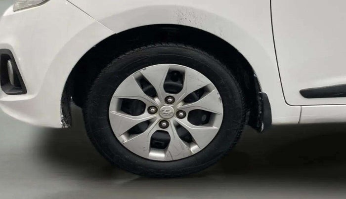 2014 Hyundai Xcent S 1.2, Petrol, Manual, 97,211 km, Left Front Wheel