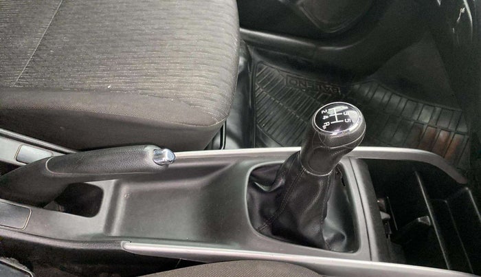 2018 Maruti Baleno ALPHA PETROL 1.2, Petrol, Manual, 37,921 km, Gear Lever