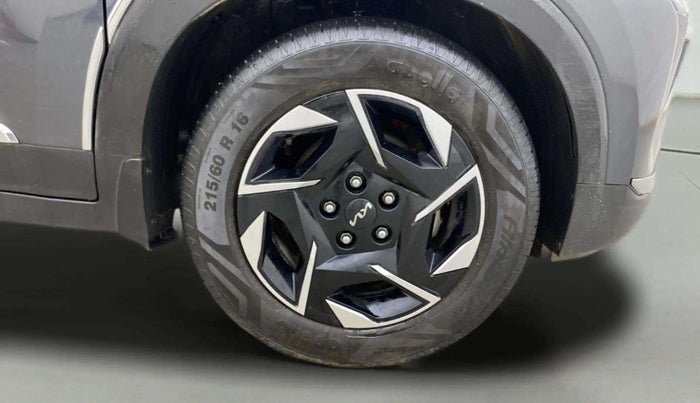 2024 KIA SONET HTK (O) 1.2 Petrol MT, Petrol, Manual, 18,142 km, Right Front Wheel