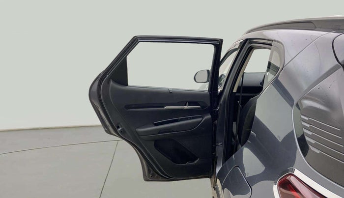 2024 KIA SONET HTK (O) 1.2 Petrol MT, Petrol, Manual, 18,142 km, LHS Rear Door