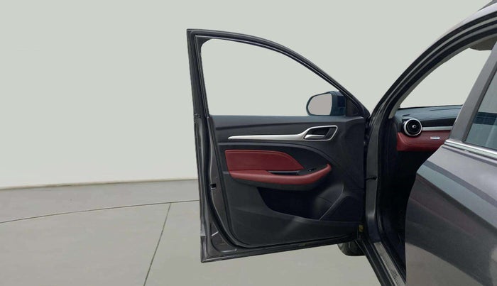 2023 MG ASTOR SAVVY 1.3 TURBO AT S RED, Petrol, Automatic, 38,999 km, LHS Front Door