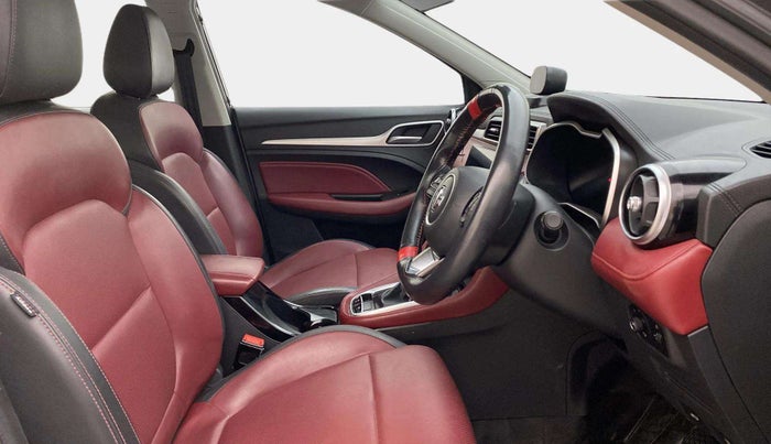 2023 MG ASTOR SAVVY 1.3 TURBO AT S RED, Petrol, Automatic, 38,999 km, Right Side Front Door Cabin