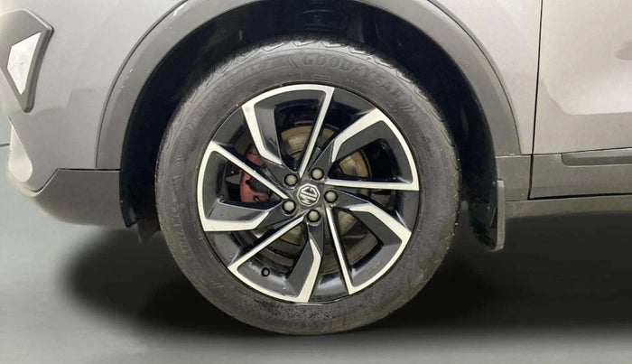 2023 MG ASTOR SAVVY 1.3 TURBO AT S RED, Petrol, Automatic, 38,999 km, Left Front Wheel
