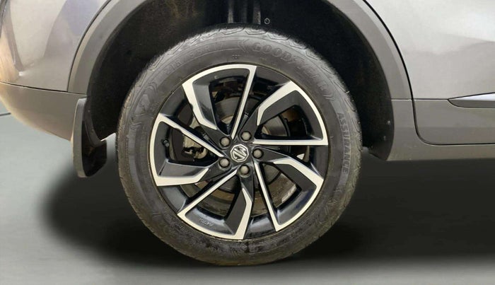2023 MG ASTOR SAVVY 1.3 TURBO AT S RED, Petrol, Automatic, 38,999 km, Right Rear Wheel