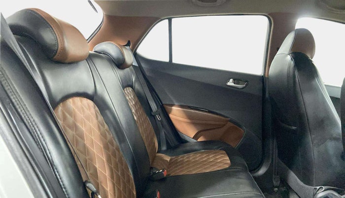 2015 Hyundai Grand i10 ASTA (O) 1.2 KAPPA VTVT, Petrol, Manual, 46,711 km, Right Side Rear Door Cabin
