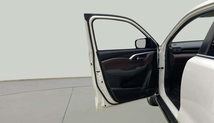 2024 Maruti Grand Vitara SIGMA SMART HYBRID, Petrol, Manual, 18,830 km, LHS Front Door