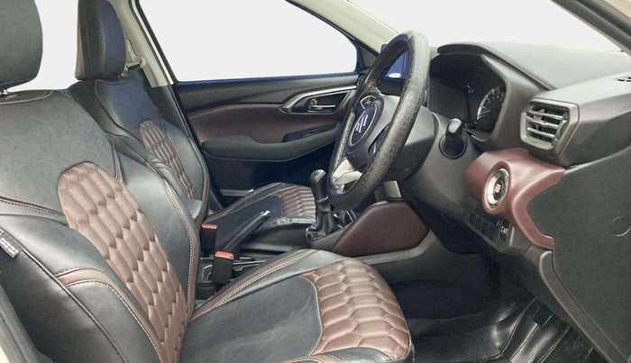 2024 Maruti Grand Vitara SIGMA SMART HYBRID, Petrol, Manual, 18,830 km, Right Side Front Door Cabin