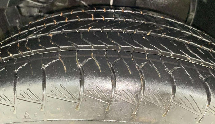 2024 Maruti Grand Vitara SIGMA SMART HYBRID, Petrol, Manual, 18,830 km, Left Front Tyre Tread