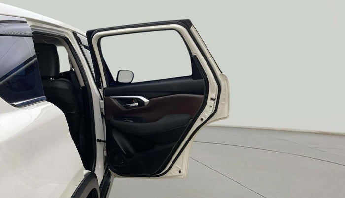 2024 Maruti Grand Vitara SIGMA SMART HYBRID, Petrol, Manual, 18,830 km, RHS Rear Door