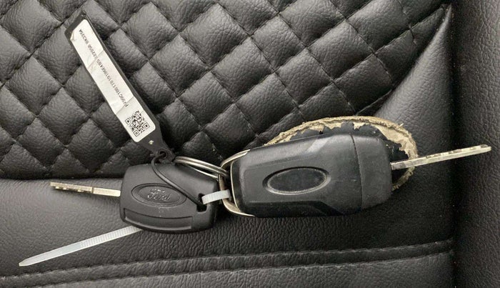 2018 Ford Figo Aspire TITANIUM 1.2 PETROL, Petrol, Manual, 30,433 km, Key Close Up