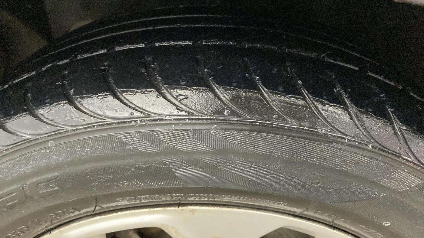 2018 Ford Figo Aspire TITANIUM 1.2 PETROL, Petrol, Manual, 30,433 km, Left Rear Tyre Tread