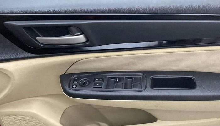 2018 Honda Amaze 1.2L I-VTEC S, Petrol, Manual, 80,563 km, Driver Side Door Panels Control