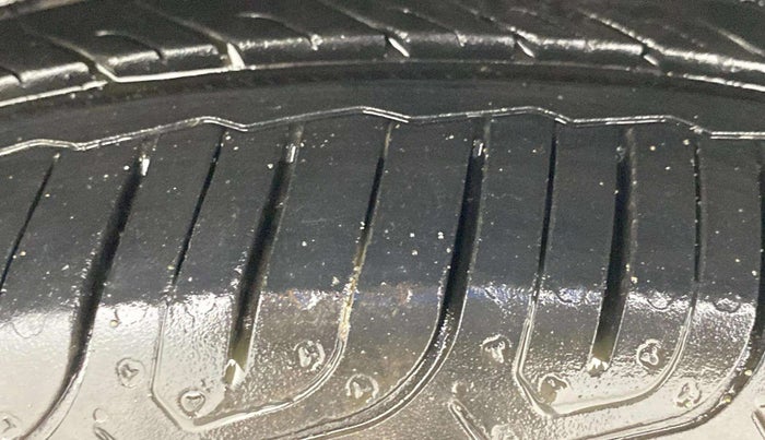 2016 Volkswagen Polo GT TSI AT, Petrol, Automatic, 29,350 km, Left Front Tyre Tread