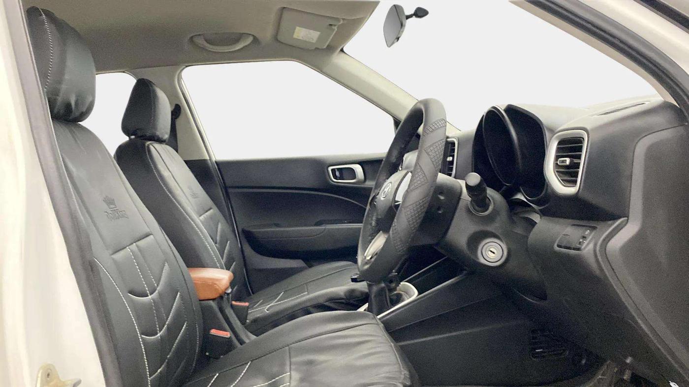 2020 Hyundai VENUE S 1.0 TURBO MT, Petrol, Manual, 57,569 km, Right Side Front Door Cabin