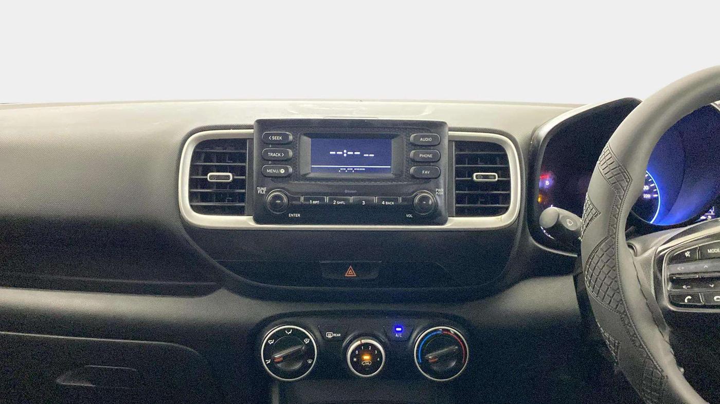 2020 Hyundai VENUE S 1.0 TURBO MT, Petrol, Manual, 57,569 km, Air Conditioner