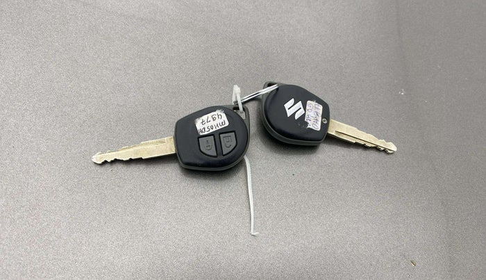 2017 Maruti Dzire VXI, Petrol, Manual, 21,140 km, Key Close Up