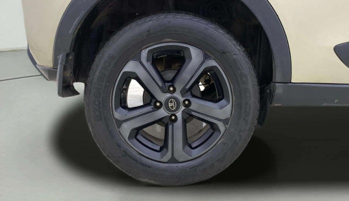 2023 Tata NEXON XZ PLUS LUX SUNROOF KAZIRANGA DIESEL, Diesel, Manual, 59,163 km, Right Rear Wheel