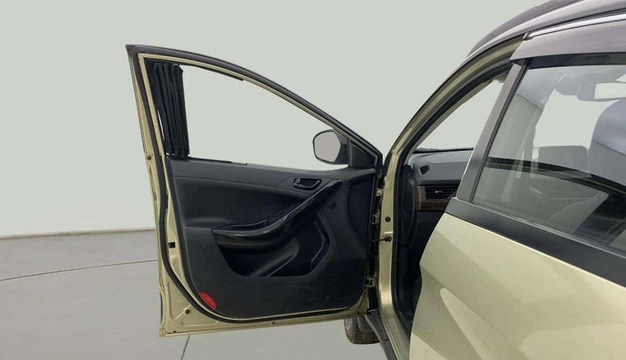 2023 Tata NEXON XZ PLUS LUX SUNROOF KAZIRANGA DIESEL, Diesel, Manual, 59,163 km, LHS Front Door