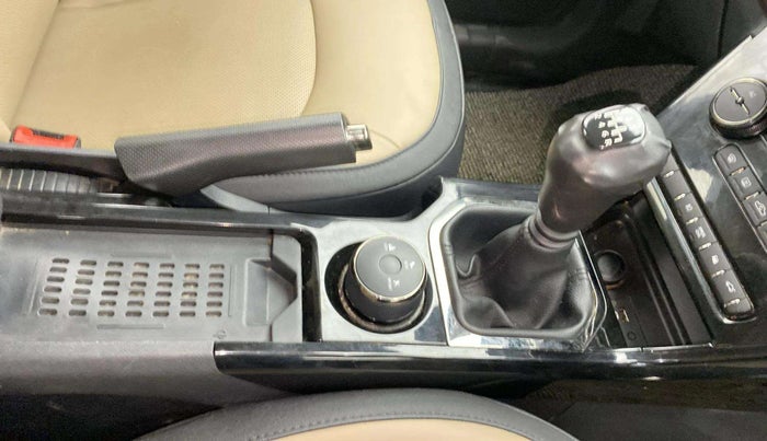 2023 Tata NEXON XZ PLUS LUX SUNROOF KAZIRANGA DIESEL, Diesel, Manual, 59,163 km, Gear Lever