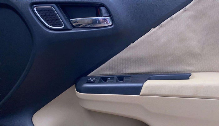 2019 Honda City 1.5L I-VTEC V MT, Petrol, Manual, 60,441 km, Driver Side Door Panels Control