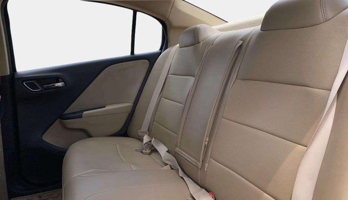2019 Honda City 1.5L I-VTEC V MT, Petrol, Manual, 60,441 km, Right Side Rear Door Cabin
