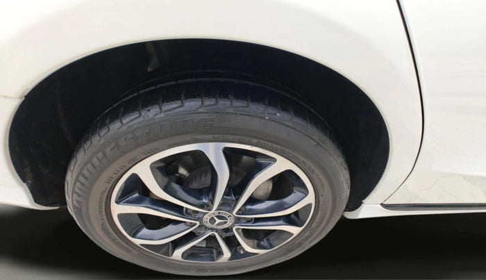 2018 Mercedes Benz C Class EDITION C, Diesel, Automatic, 58,731 km, Right Rear Tyre Tread
