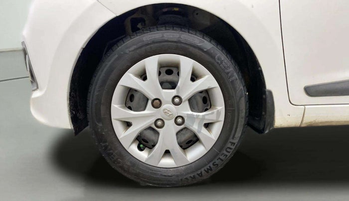 2015 Hyundai Grand i10 SPORTZ 1.2 KAPPA VTVT, CNG, Manual, 75,776 km, Left Front Wheel