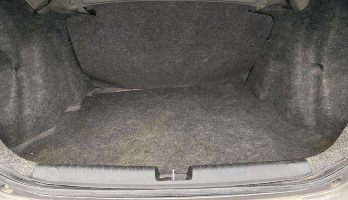 2013 Honda Amaze 1.2L I-VTEC S, Petrol, Manual, 40,725 km, Boot Inside