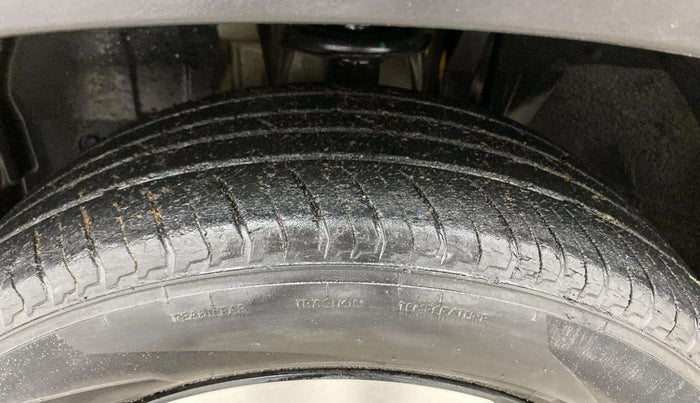 2021 Nissan MAGNITE XV MT, Petrol, Manual, 54,575 km, Left Front Tyre Tread