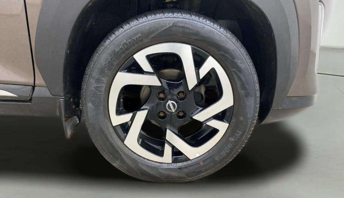 2021 Nissan MAGNITE XV MT, Petrol, Manual, 54,575 km, Right Front Wheel