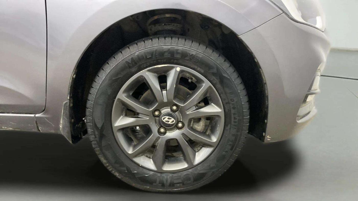 2019 Hyundai Elite i20 SPORTZ PLUS 1.2, Petrol, Manual, 76,358 km, Right Front Wheel