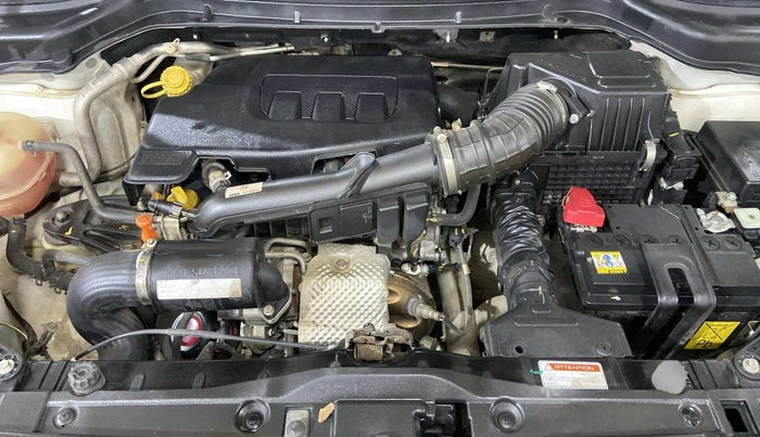 2023 Mahindra XUV300 W6 1.2 PETROL AMT, Petrol, Automatic, 38,270 km, Engine View