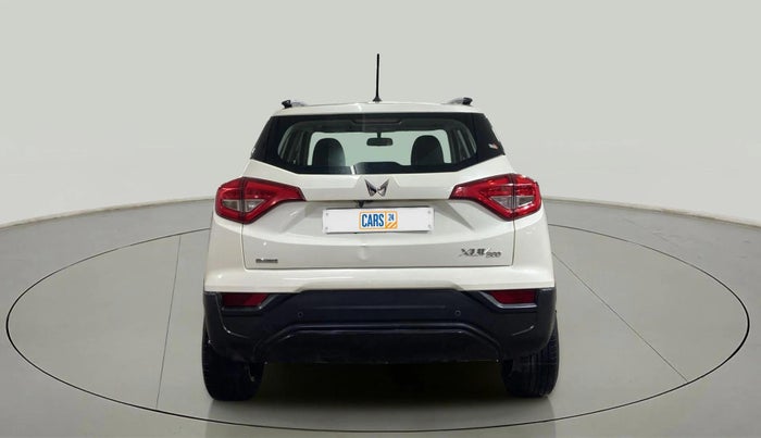 2023 Mahindra XUV300 W6 1.2 PETROL AMT, Petrol, Automatic, 38,270 km, Back/Rear