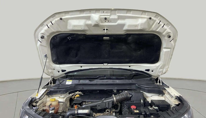 2023 Mahindra XUV300 W6 1.2 PETROL AMT, Petrol, Automatic, 38,270 km, Open Bonet