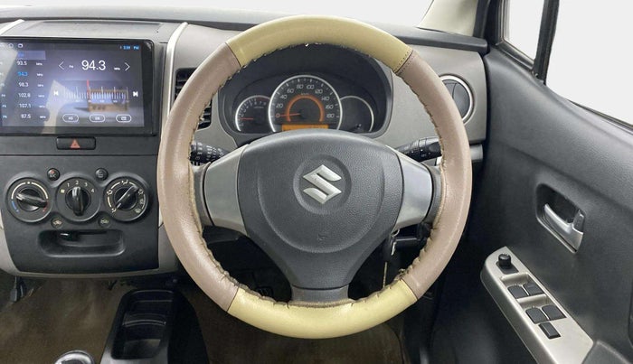 2012 Maruti Wagon R 1.0 VXI, Petrol, Manual, 63,385 km, Steering Wheel Close Up